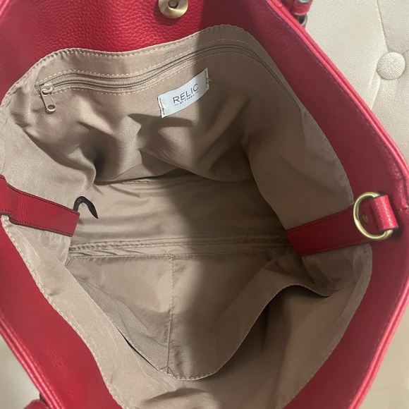 Red Tote bag by Fossil “relic” large tote,school or work ect. - Picture 8 of 13